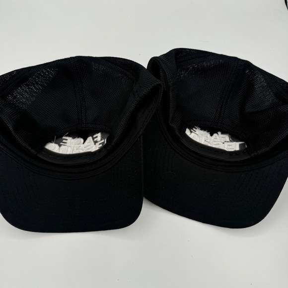 BUNDLE of 2 Barry’s Bootcamp Hats , Face Yourself Challenge 2023 Finisher Prize - Picture 10 of 13